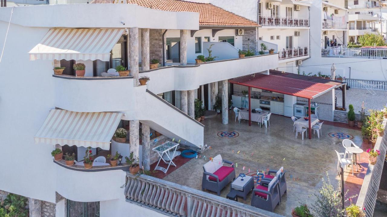 Apartments Ishmi In Center Of Ulcinj Exterior photo